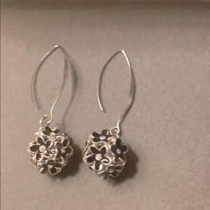 SALE 🛍 3 for $20.00 Vintage teardrop earrings